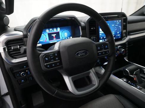 Used 2025 Ford F150 Lariat w/ Equipment Group 501A Mid AWD/4WD image 8