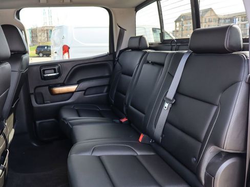 Used 2018 Chevrolet Silverado 1500 LTZ w/ LTZ Plus Package image 11