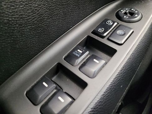 Used 2018 Kia Forte LX image 27