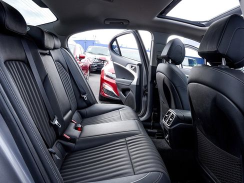 Used 2021 Genesis G70 2.0T w/ Elite Package image 23