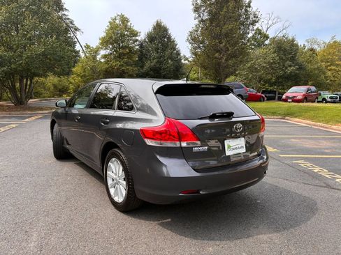 Used 2011 Toyota Venza AWD image 5