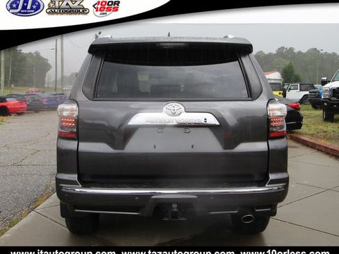 Used 2021 Toyota 4Runner Limited AWD/4WD image 6