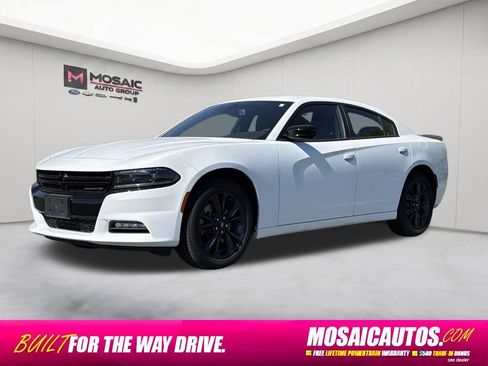 Used 2023 Dodge Charger SXT w/ Blacktop Package AWD/4WD image 3