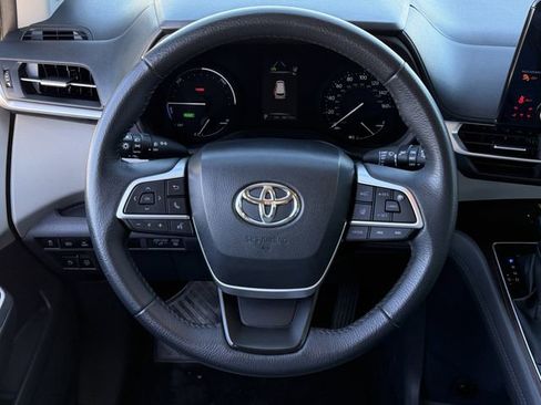 Certified 2023 Toyota Sienna XLE w/ XLE Plus Package image 13