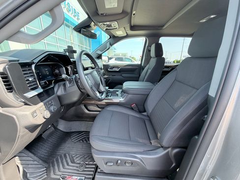 Used 2026 Chevrolet Silverado 1500 RST AWD/4WD image 22