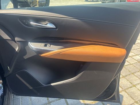 Certified 2025 Cadillac XT4 Premium Luxury image 37