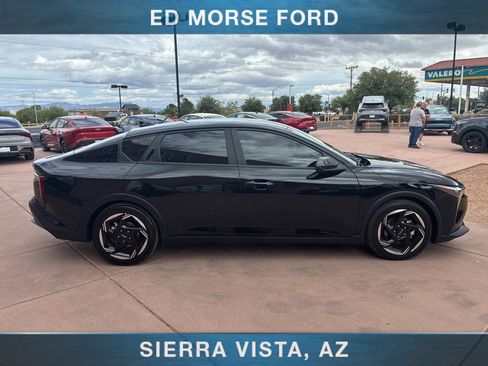 Used 2025 Kia K4 EX FWD image 9