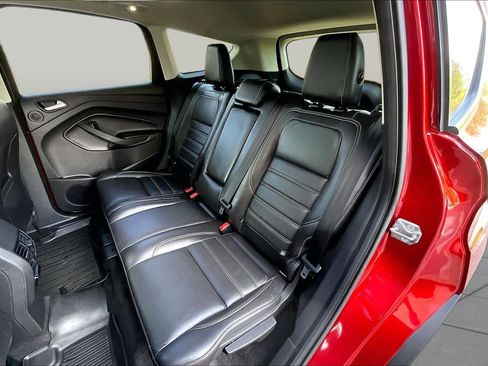 Used 2018 Ford Escape Titanium AWD/4WD image 21
