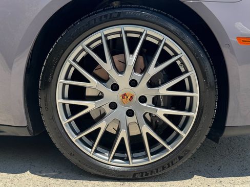 Used 2025 Porsche Panamera 4 AWD/4WD image 69