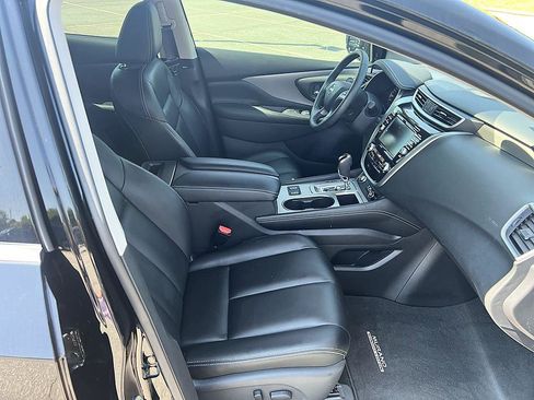 Certified 2024 Nissan Murano SV w/ SV Midnight Edition Package FWD image 17