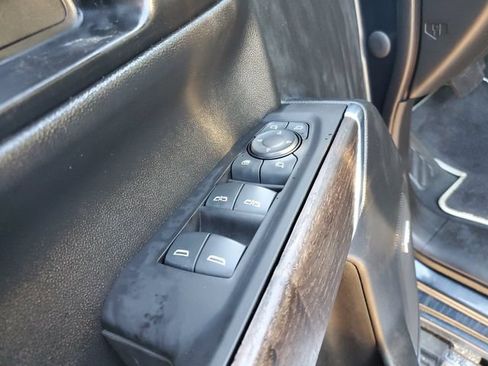 Used 2021 GMC Sierra 1500 Denali w/ Technology Package AWD/4WD image 18