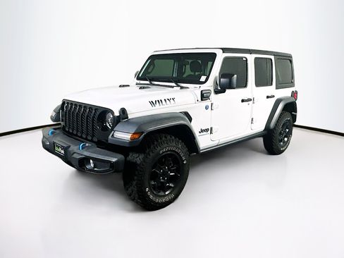 Used 2023 Jeep Wrangler Unlimited w/ Cold Weather Group AWD/4WD image 3