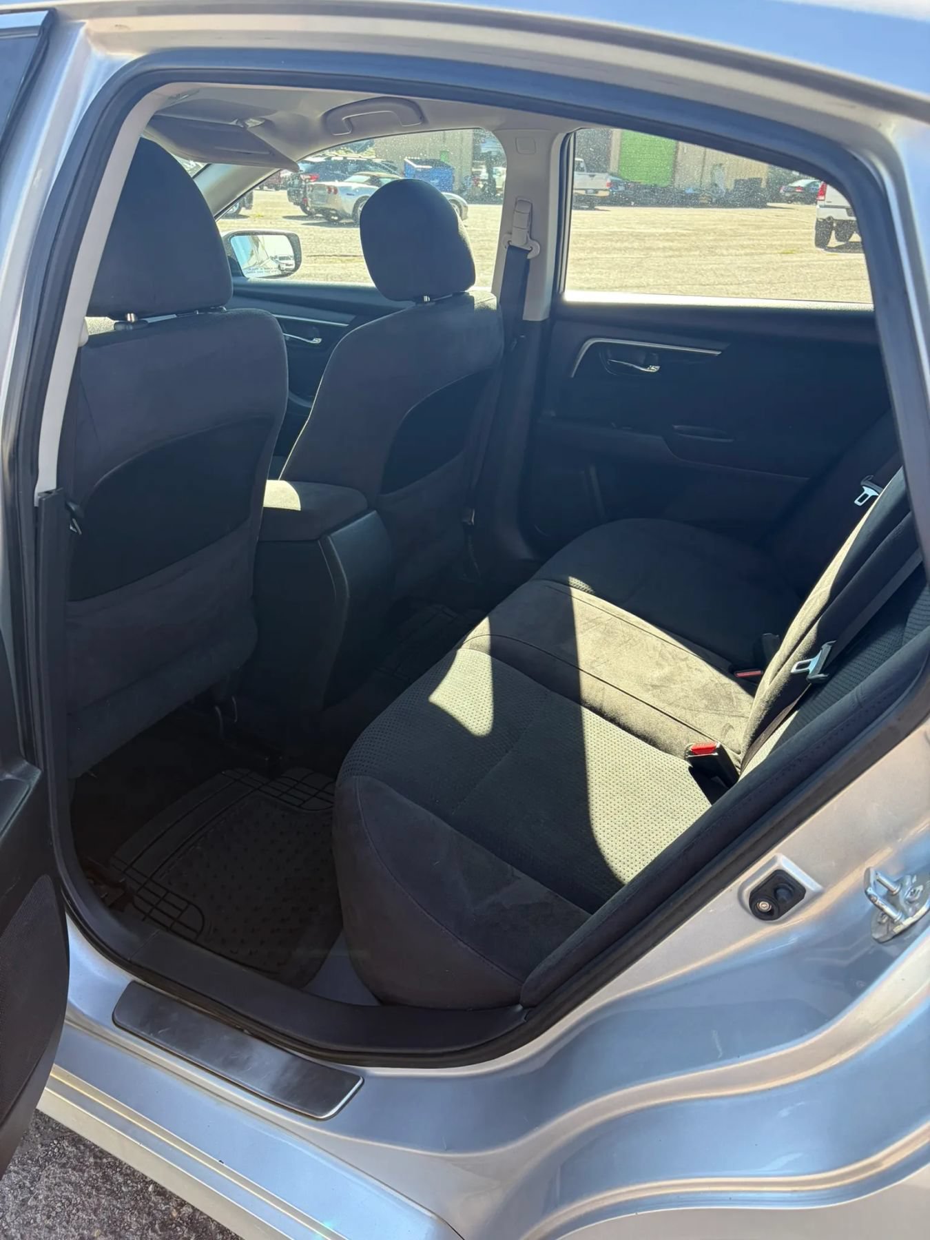 Used 2014 Nissan Altima 2.5 S FWD image 11