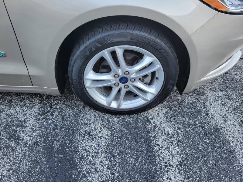 Used 2018 Ford Fusion S FWD image 19