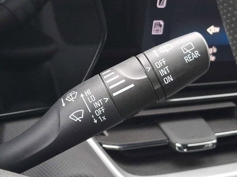 Used 2024 Chevrolet TrailBlazer LT w/ Driver Confidence Package image 18