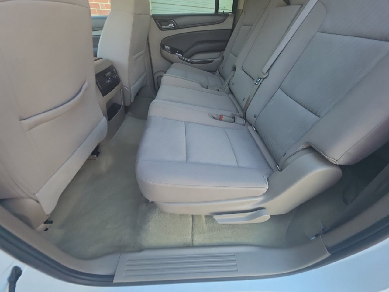 Used 2016 Chevrolet Suburban LS w/ Max Trailering Package RWD image 17