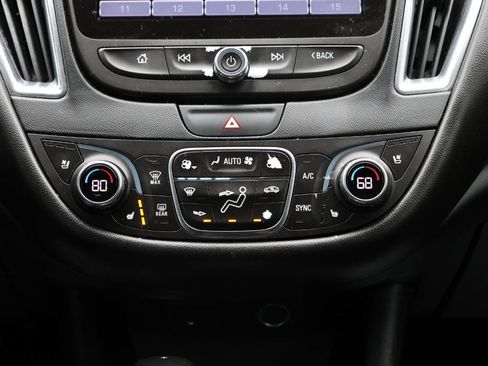 Used 2016 Chevrolet Malibu Premier image 21