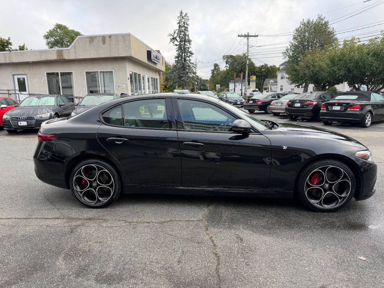 Used 2022 Alfa Romeo Giulia Ti AWD/4WD image 8