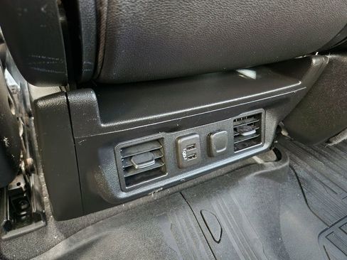 Used 2022 GMC Sierra 2500 SLT AWD/4WD image 29