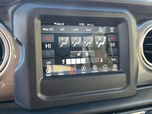 Used 2020 Jeep Wrangler Unlimited Sahara w/ Cold Weather Group image 17