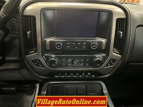 Used 2018 GMC Sierra 3500 Denali w/ Duramax Plus Package AWD/4WD image 20