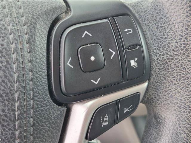Used 2017 Toyota Highlander LE FWD image 15
