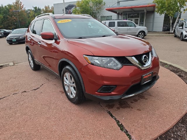 Used 2016 Nissan Rogue SV AWD/4WD image 7