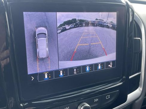 Used 2020 Chevrolet Traverse Premier AWD/4WD image 19