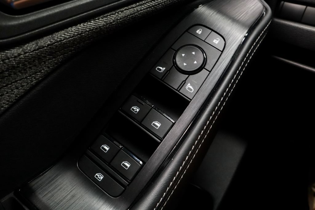 Certified 2023 Nissan Rogue SV AWD/4WD image 25