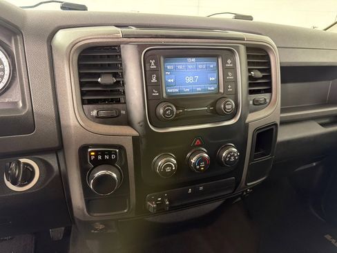 Used 2015 RAM 1500 Express RWD image 13