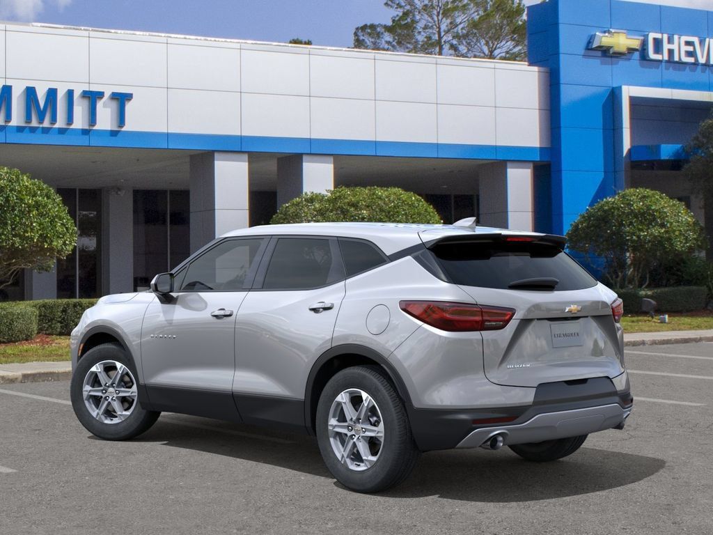 New 2026 Chevrolet Blazer LT FWD image 3
