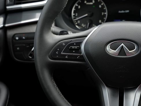 Certified 2025 INFINITI QX50 Sport AWD/4WD image 10