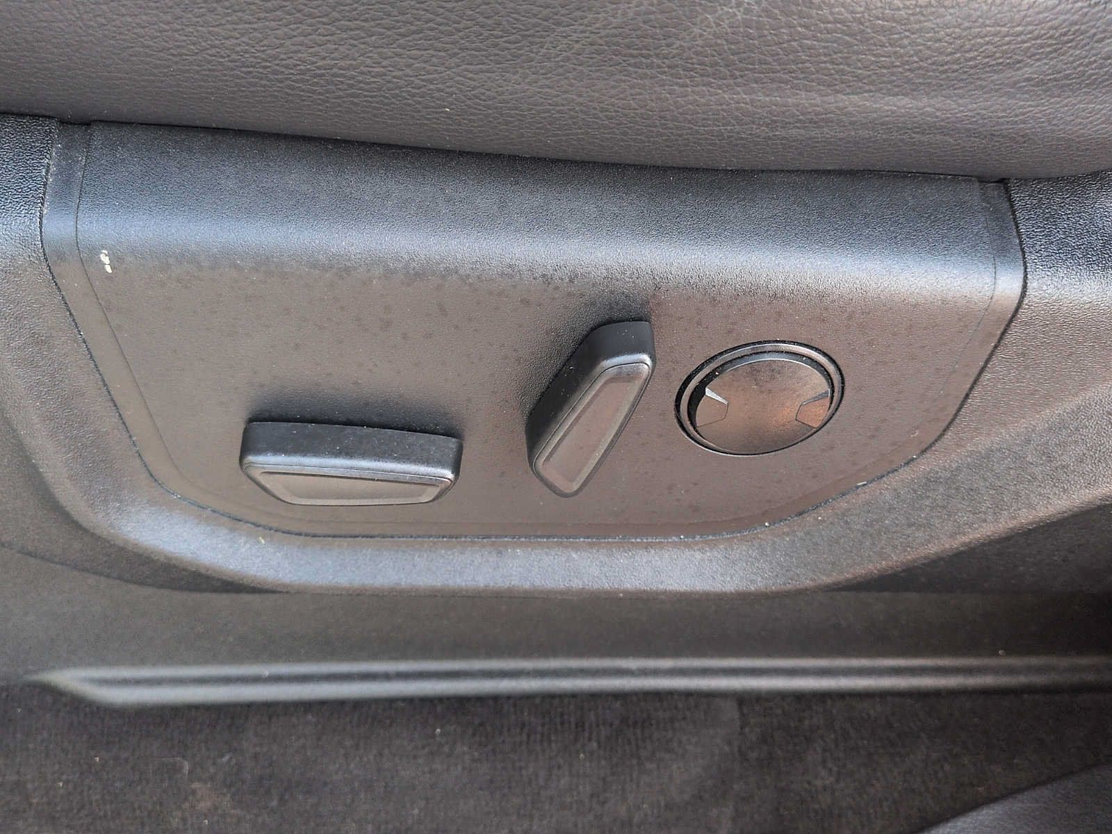 Used 2021 Ford Expedition XLT AWD/4WD image 14