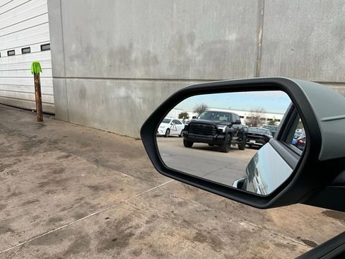 Used 2025 Kia K4 LXS image 18