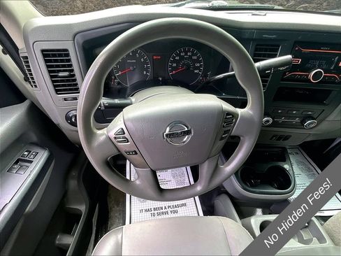 Used 2012 Nissan NV 3500 SV w/ Side Curtain Airbag Pkg RWD image 5