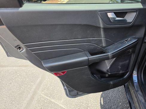 Used 2023 Ford Escape ST-Line Elite AWD/4WD image 10
