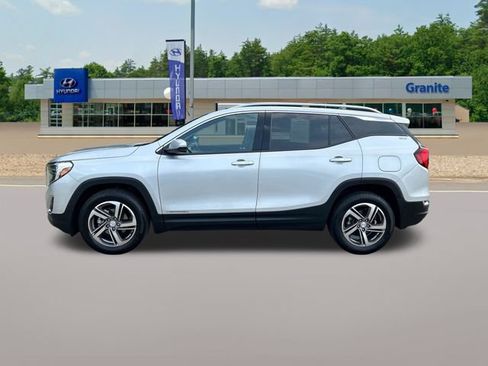 Used 2021 GMC Terrain SLT w/ Infotainment Package II AWD/4WD image 10