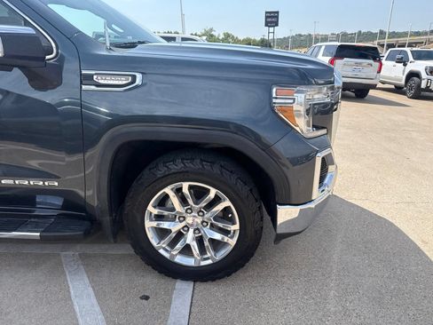 Used 2020 GMC Sierra 1500 SLT RWD image 4