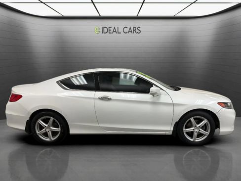 Used 2015 Honda Accord EX image 4