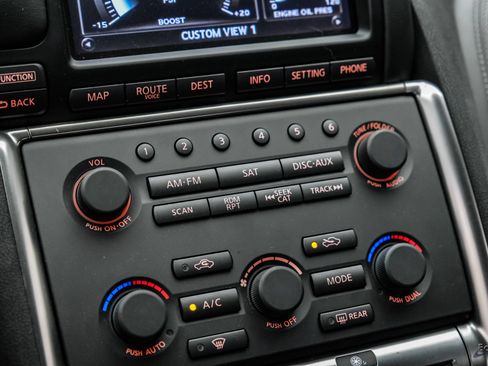 Used 2009 Nissan GT-R Premium AWD/4WD image 72