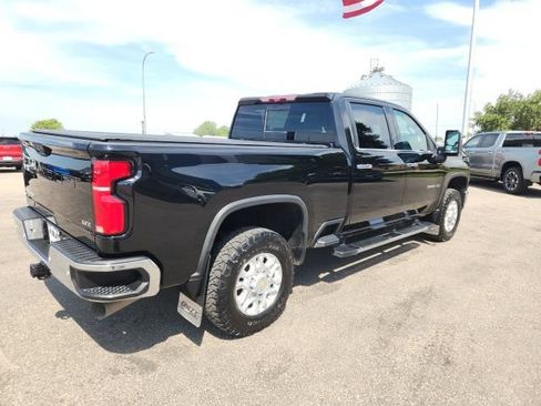 Used 2024 Chevrolet Silverado 2500 LTZ w/ LTZ Plus Package AWD/4WD image 6