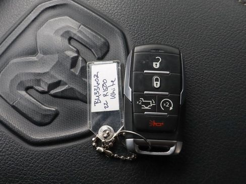 Used 2022 RAM 1500 Laramie image 40