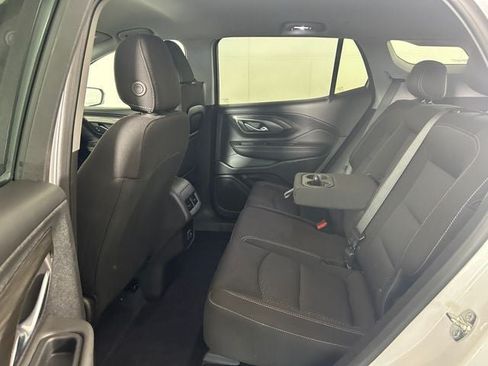 Used 2024 GMC Terrain SLE FWD image 24
