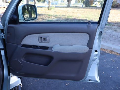 Used 2000 Toyota 4Runner SR5 w/ Upgrade Value Pkg 4 image 24