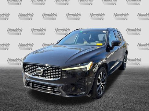 Certified 2023 Volvo XC60 B5 Plus w/ Climate Package image 7