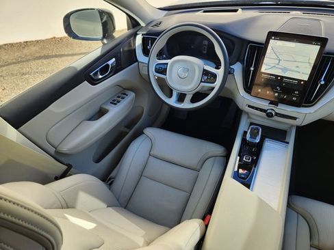 New 2026 Volvo XC60 T8 Ultra w/ Protection Package Premier image 10