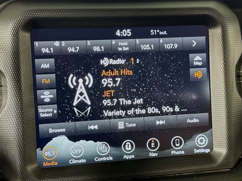 Used 2023 Jeep Wrangler Unlimited Sahara w/ Cold Weather Group image 38