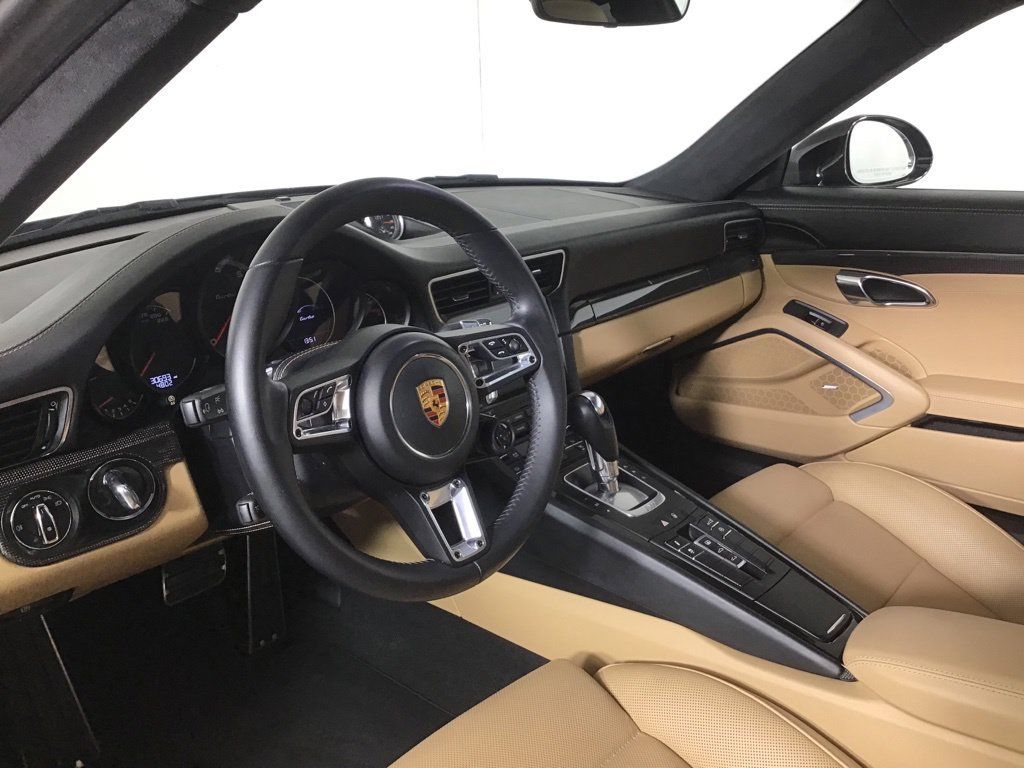 Certified 2018 Porsche 911 Turbo AWD/4WD image 4