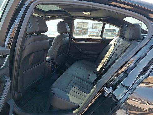 Used 2023 BMW 530i xDrive w/ Convenience Package image 10