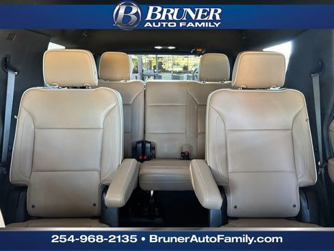 Used 2023 Chevrolet Tahoe Premier image 23